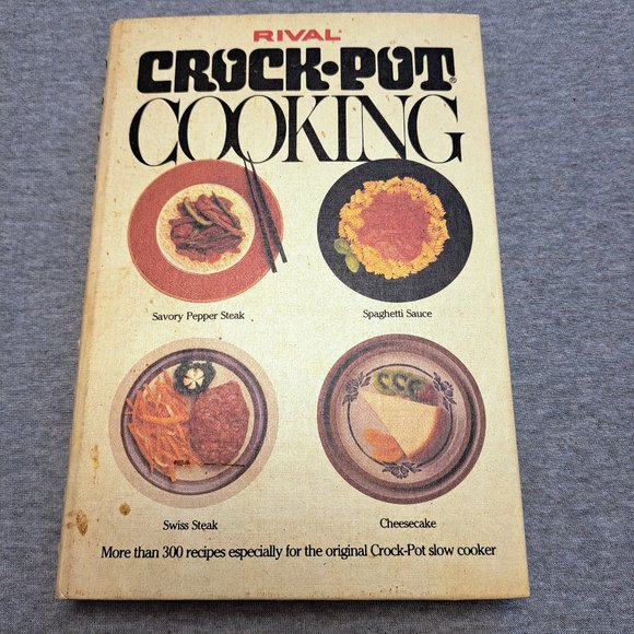 1975 Rival Crock-Pot Cooking COOKBOOK Over 300 Recipes Hardcover VINTAGE SPIRAL - Picture 1 of 4